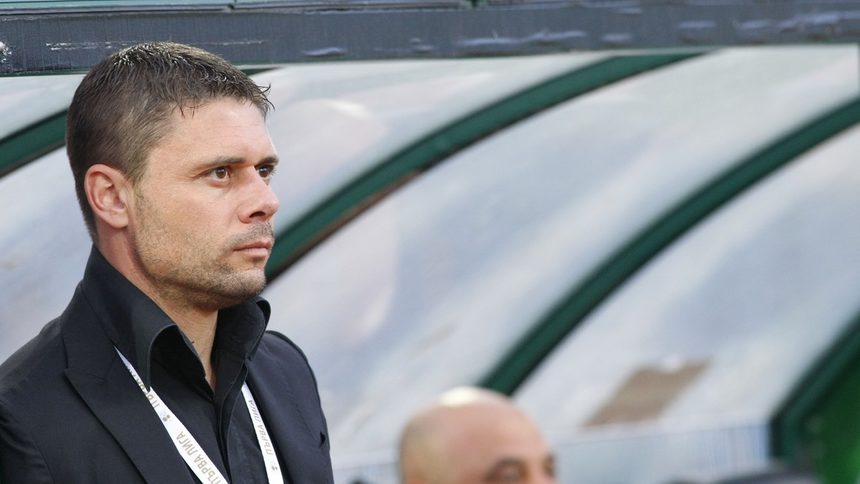 Димитров ще води за трети път национална гарнитура. Той беше начело на отборите до 17 и до 19 години