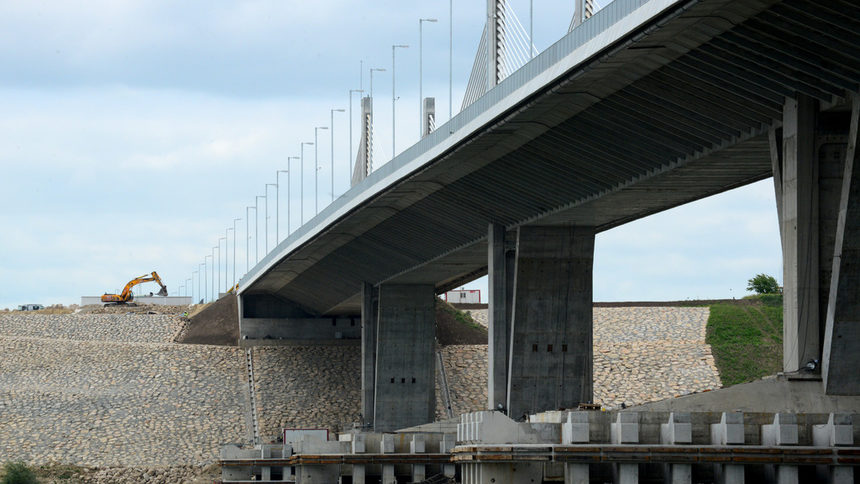 Дунав мост 2 ще е затворен днес от 9.30 до 11 часа