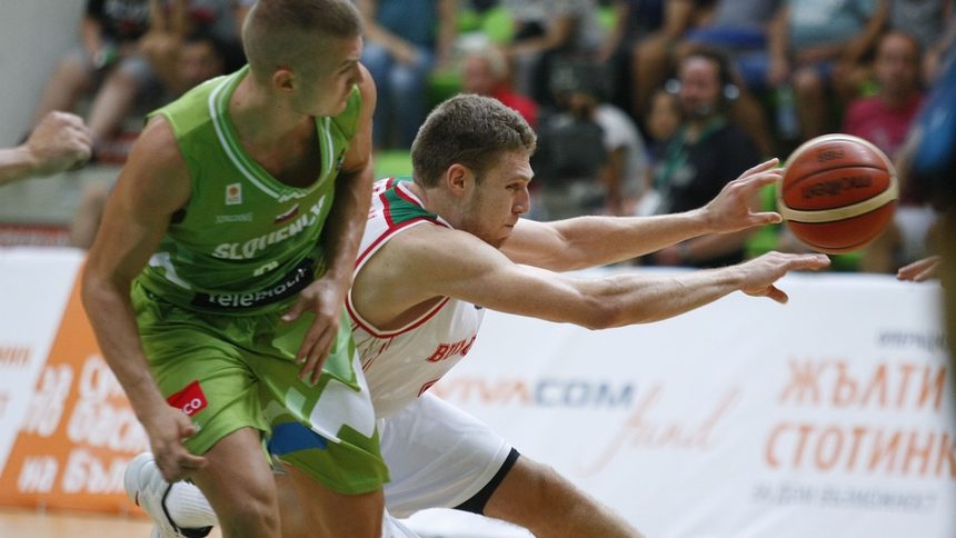 Тази година е третата и последна, в която българският баскетболист може да участва в драфта