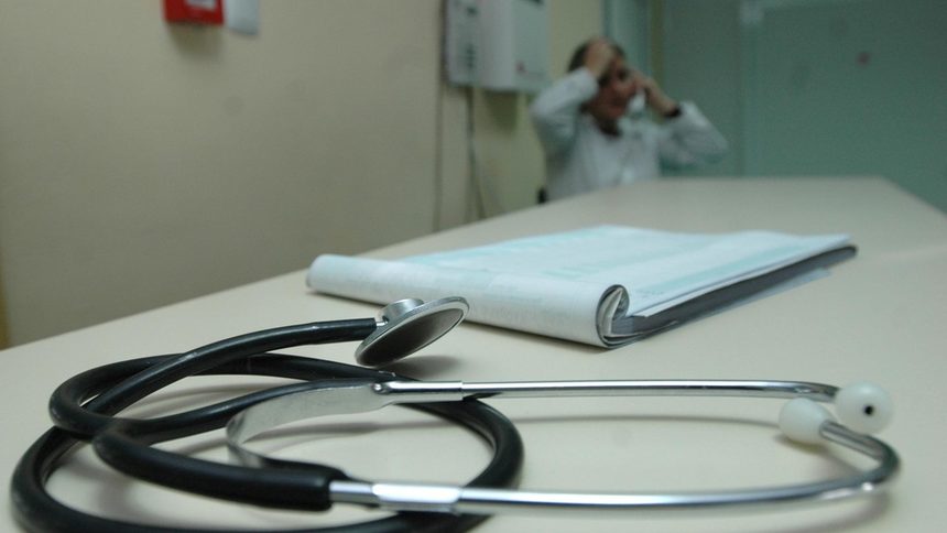 Здравната каса иска лекарите да бъдат задължени със закон да изписват евтини лекарства