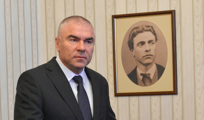 Цацаров поиска имунитета на трима депутати от "Воля", сред които и Марешки