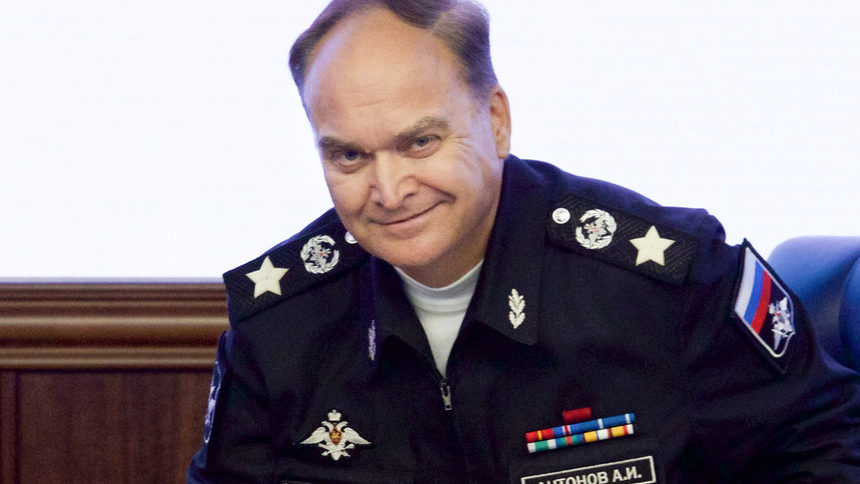 Анатолий Антонов.