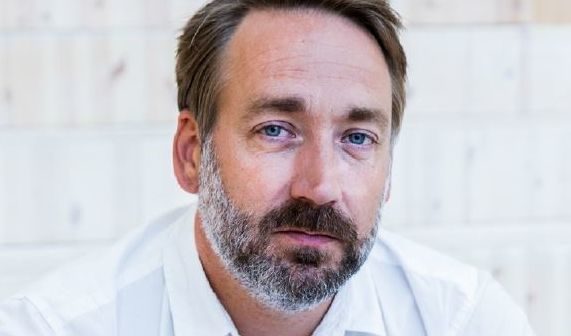 Тони Санделиус отговаря и за програмата за работа със стартиращи компании