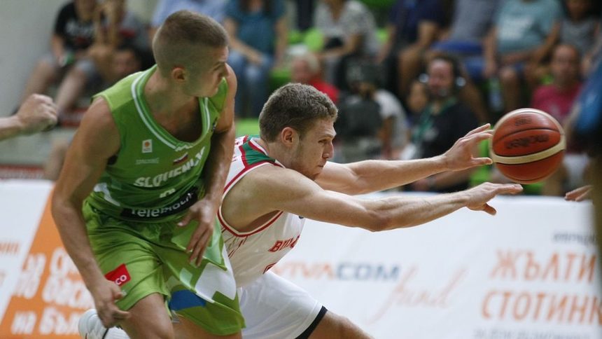 Европейската комисия ще решава дали Везенков ще играе за България
