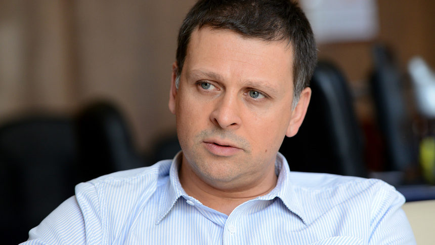 Калоян Топалов напусна поста ръководител на Софийския градски съд и съдебната система. В молбата си за напускане, той поиска това да се случи, считано от 2 октомври.