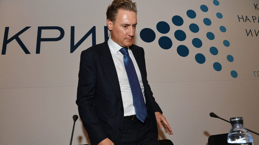 Кръгът "Царско село" стои зад кандидатурите на Сираков и Пенев за шеф на БФС, твърди Домусчиев