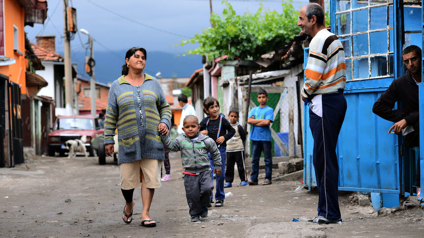 България не усвоява парите за ромите, нека ги вземе Германия, поиска германски министър