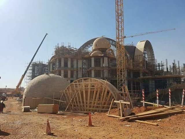 Египет строи новата си столица, но тя не убеждава инвеститорите