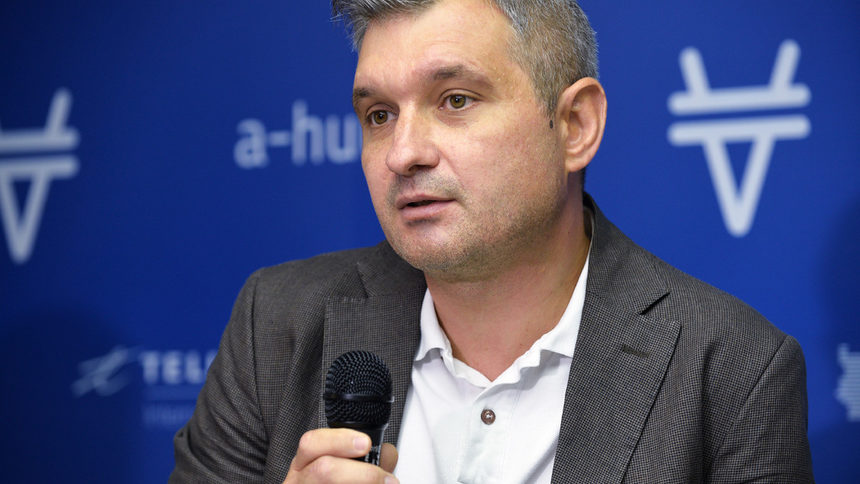 Няма как да контролираме концесионера на ски съоръженията на Витоша, обяви председателят на общинския съвет