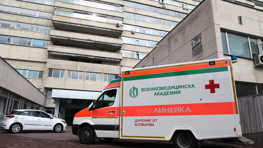 Дете почина след като е било нападнато от питбул