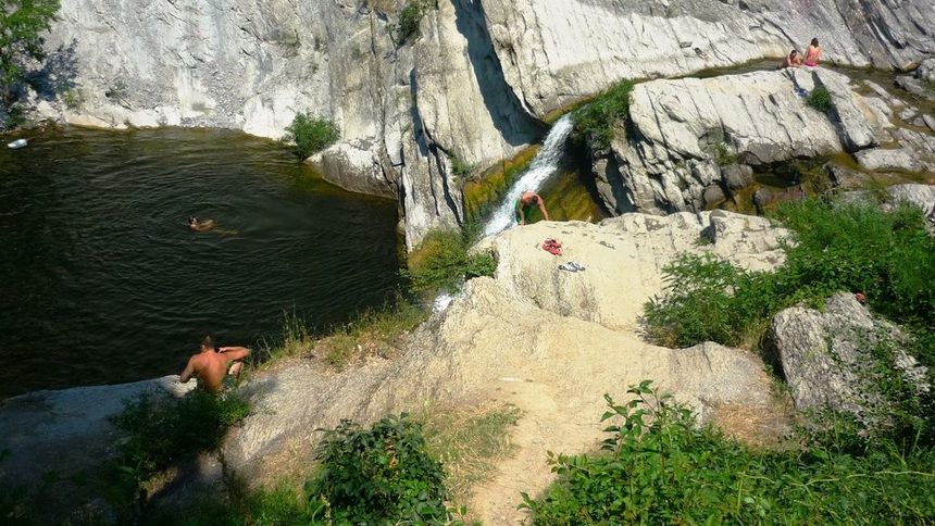 Къпиновският водопад.