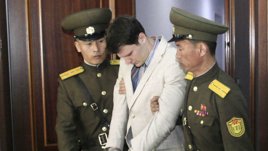 Родителите на американски затворник съдят Северна Корея за убийството му