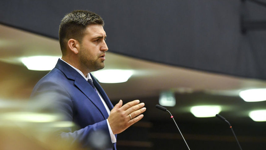 Андрей Новаков: Принципът "пари срещу законност" в бюджета на ЕС няма да засегне България