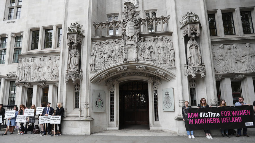 Върховният съд на Великобритания отказа да разреши абортите в Северна Ирландия