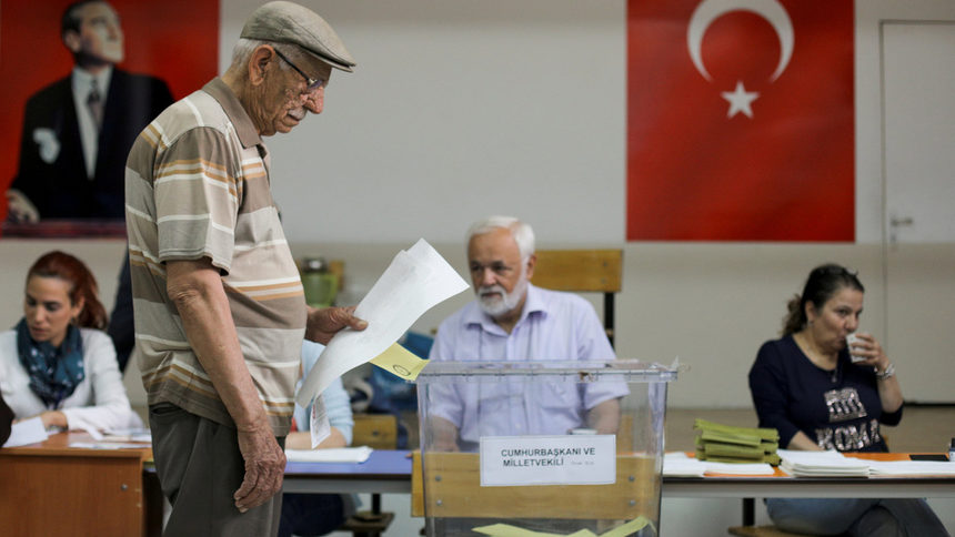 За кого гласуваха турските избиратели в България и (почти) цяла Източна Европа