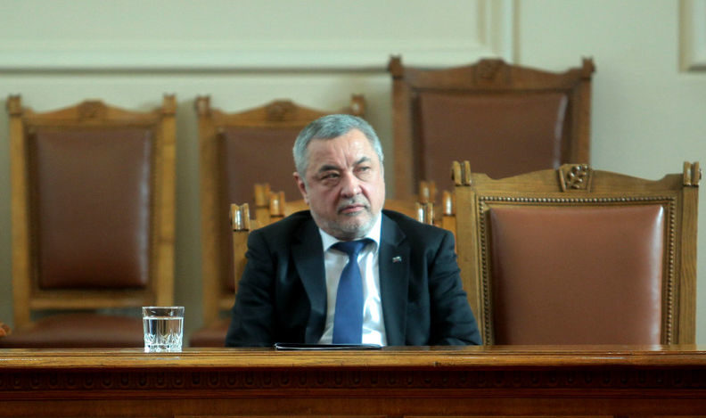 Валери Симеонов е инициатор на законопроекта