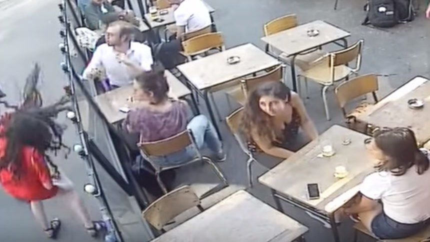 Видео с улично насилие над жена ядоса франзуците