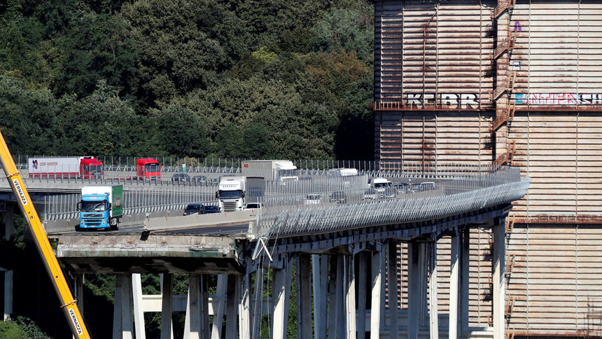 Франция установи около 840 моста, застрашени от срутване, Германия затяга контрола