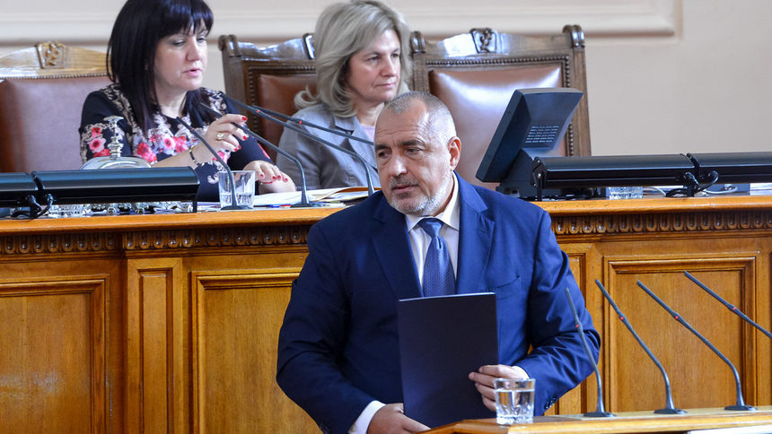 Борисов разпореди на депутатите си да не гласуват промените в Кодекса за застраховането