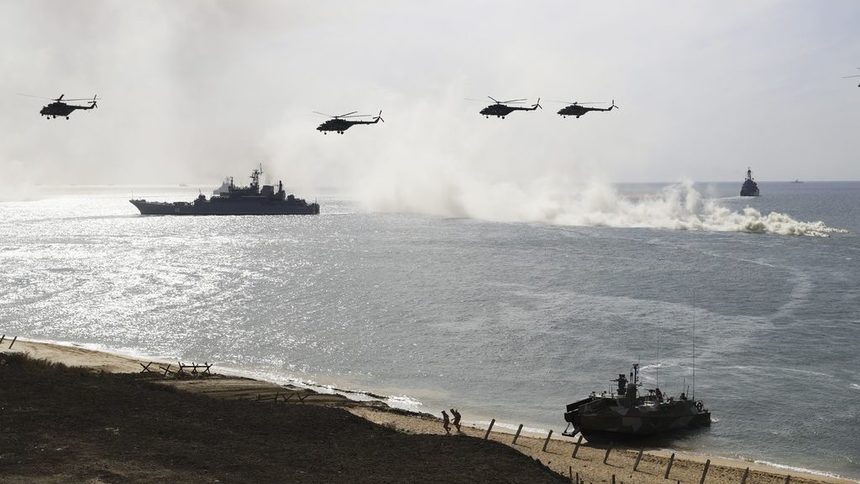В Черно море се задава буря и това засяга и България