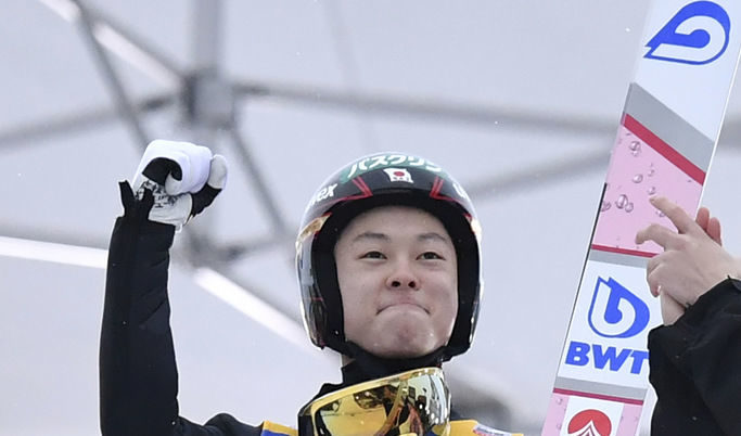 Японецът записа седма победа от десет състезания през сезона
