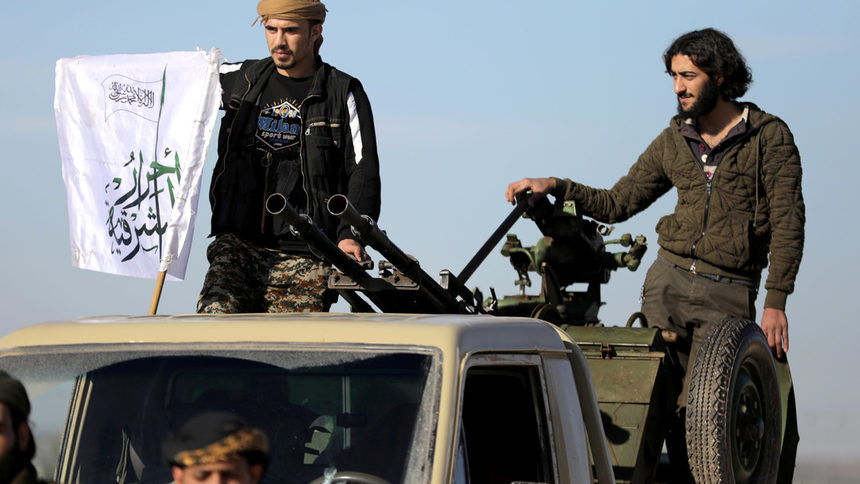 Бойци от YPG в района на Манбидж.