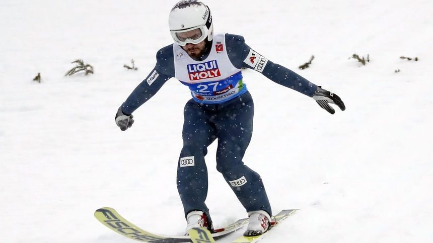 Зографски остана 37-и на малката шанца на световното по ски скокове