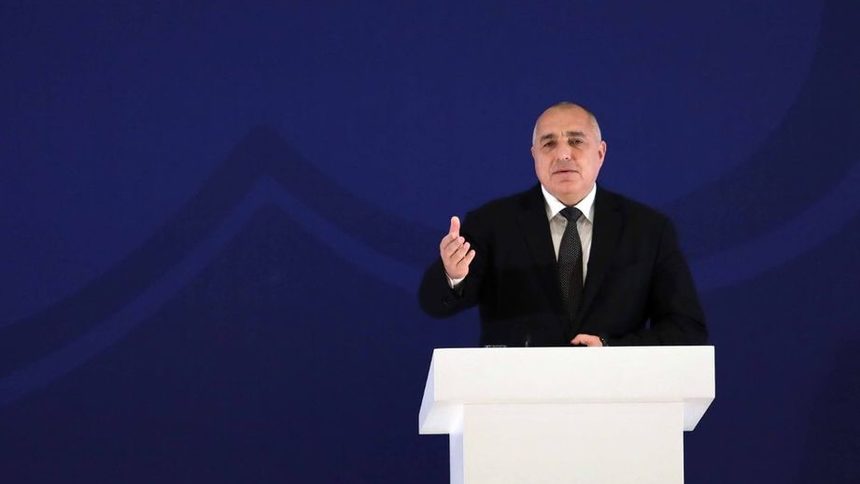 Борисов в Азербайджан: Тереза Мей ми звъня два пъти за последните десет дни