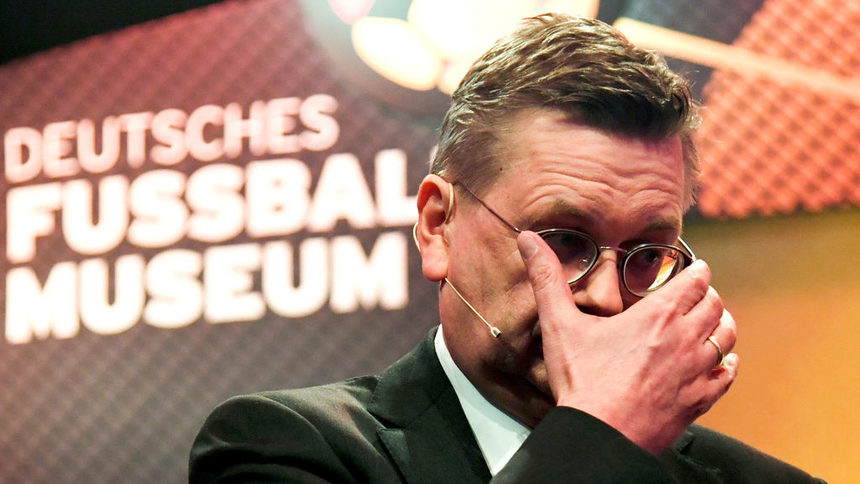 Президентът на Германския футболен съюз подаде оставка заради 78 хил. евро