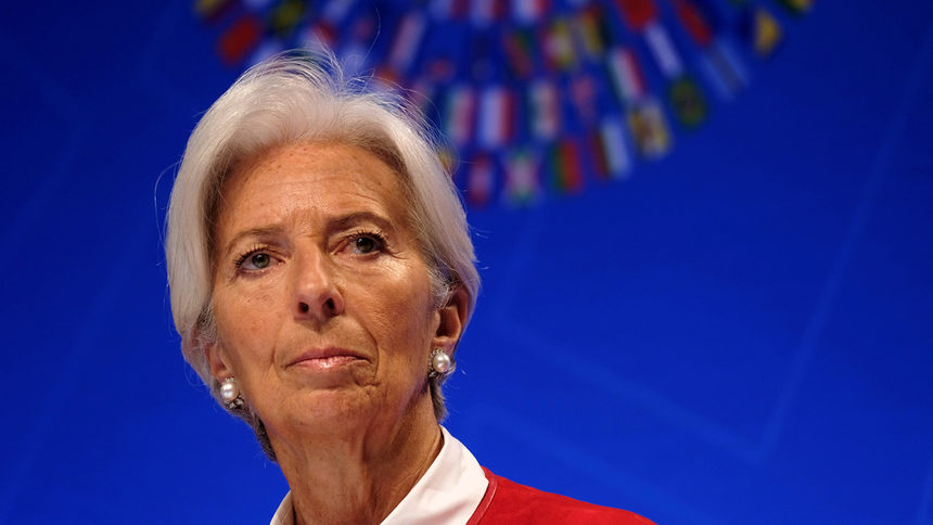 Директорът на МВФ смята, че е избегнат ужасен изход за Брекзит