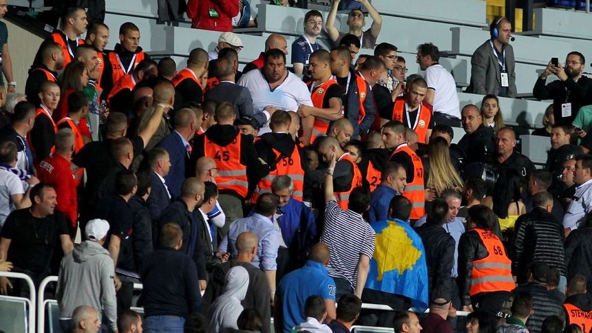 УЕФА разследва България за расизъм в мача срещу Косово