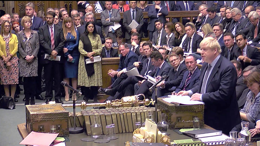 Парламентът принуди Джонсън да поиска днес отлагане на Брекзит до 31 януари