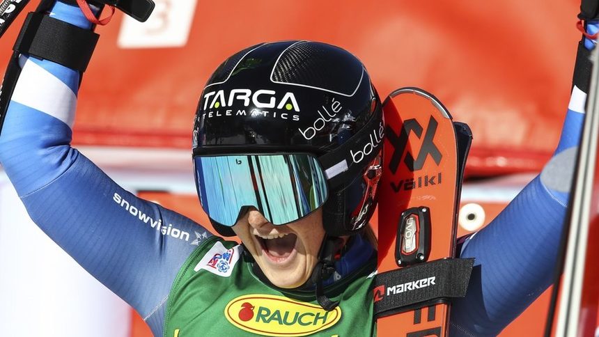Тийнейджърка от Нова Зеландия победи Шифрин в първия старт в алпийските ски