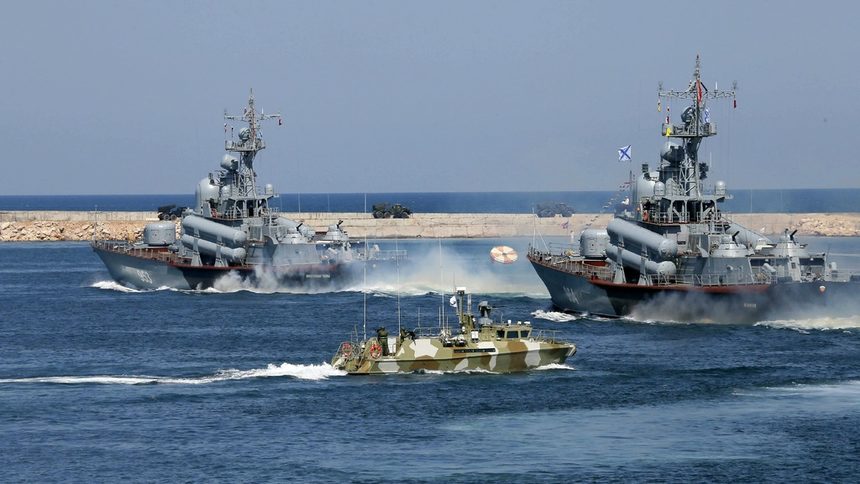 Руски кораби в Черно море. Снимката е архивна