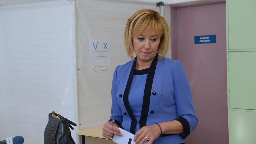 На изборите в София Йорданка Фандъкова изпревари с около 20 хил. гласа независимия кандидат Мая Манолова. През ноември 2019 г. Манолова заведе дело за касиране на изборите
