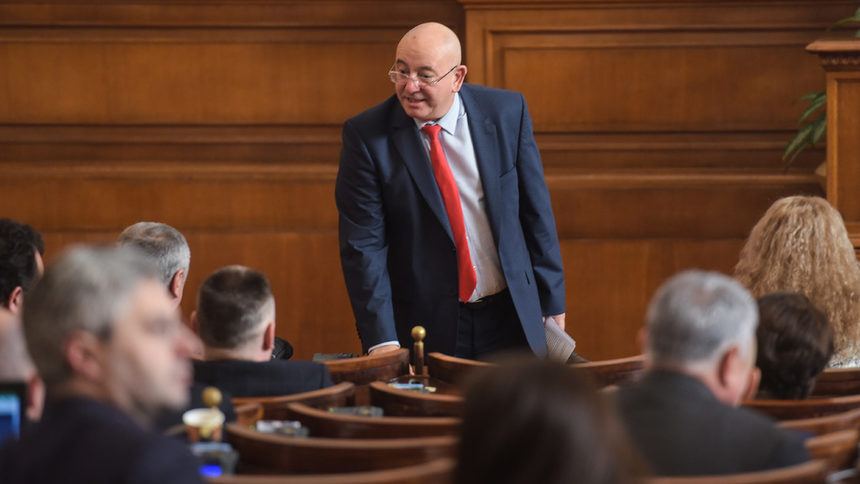 Екоминистърът ще успокоява регионалните структури след акциите на прокуратурата