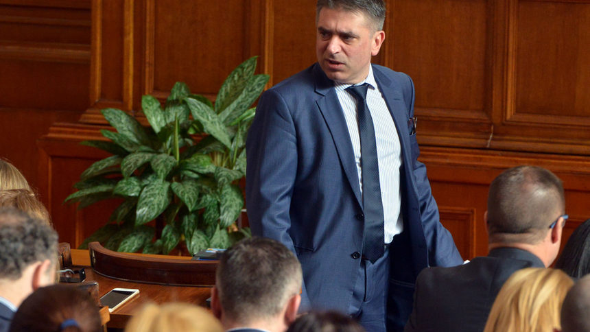 Министър Данаил Кирилов каза, че нямал нищо против съдия Миталов, не го познава, но се срамувал след изявленията на Държавния департамент на САЩ