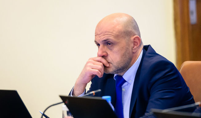 Разработва се система, която уведомява потребителите дали са контактували със заразен
