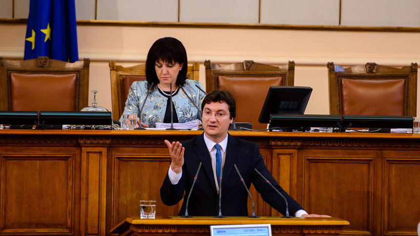 БСП призова главния прокурор да прогледне по случая Горанов-Божков