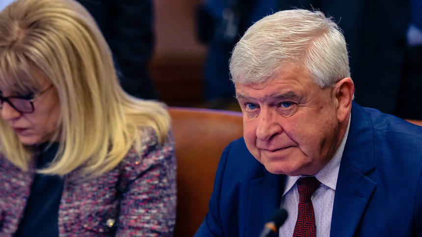 Коронавирусът в България: заразените отново са над 100, отпада карантината за Швейцария (хронология)