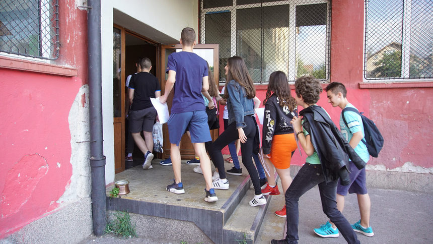 Кои гимназии харесват седмокласниците в София тази година