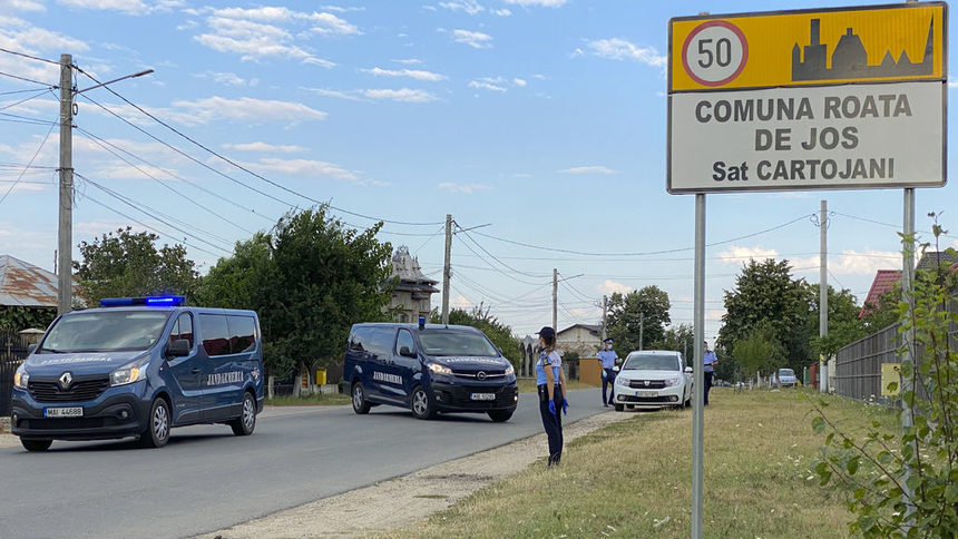 Няколко селища са поставени под местна карантина.