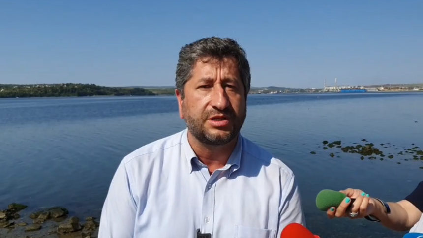 Христо Иванов за теца на Доган: Тази железария изобщо не е могла да работи