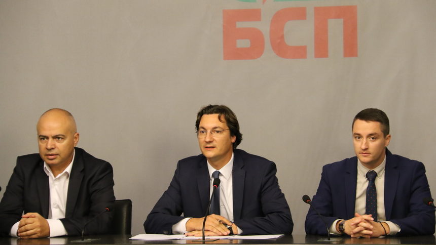 За ГЕРБ евродокладът е положителен, за БСП - опис на държавата на задкулисието