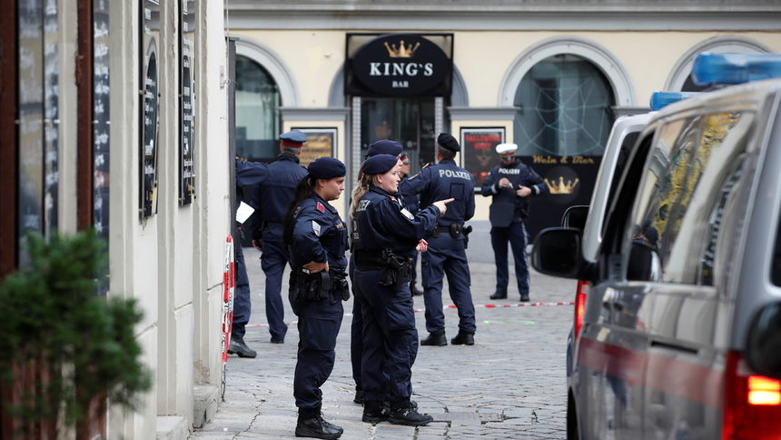 Един ли е нападателят във Виена - Австрия дава разнопосочни сигнали