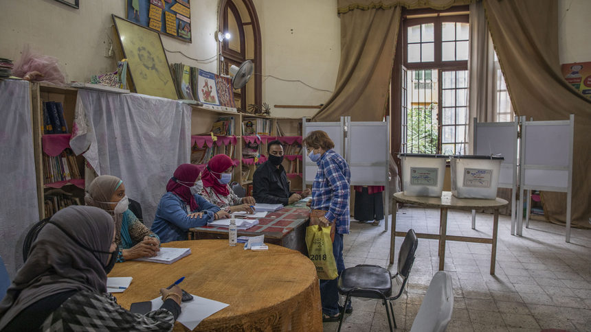 Подкрепяща Сиси партия спечели парламентарните избори в Египет