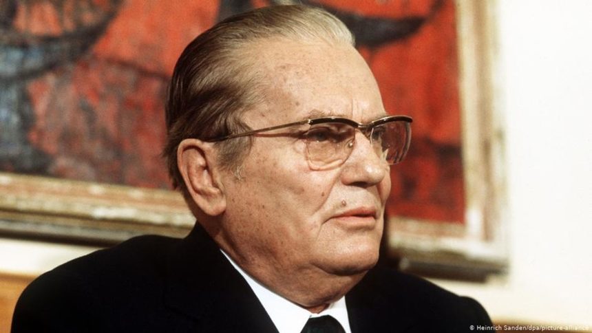 На Запад за Тито имаше илюзия, че олицетворява социализъм, който не е съветски