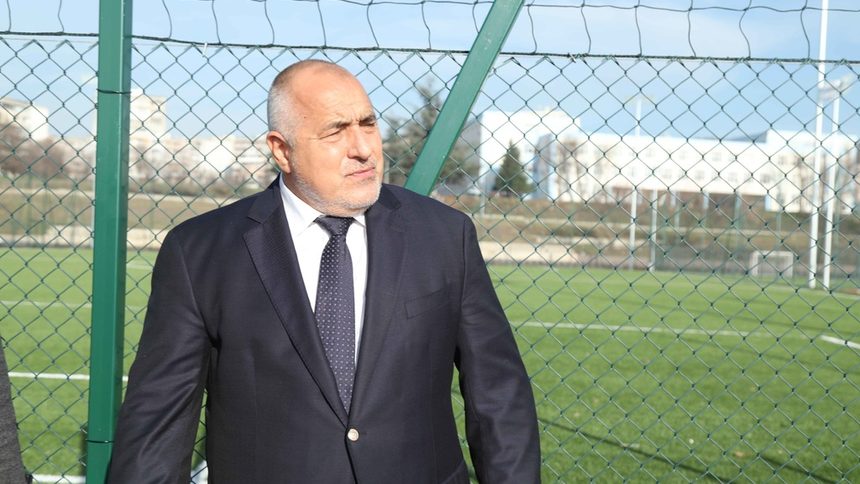 Между майсторско управление и провал: премиерът и Радан Кънев в сблъсък за действията в кризата