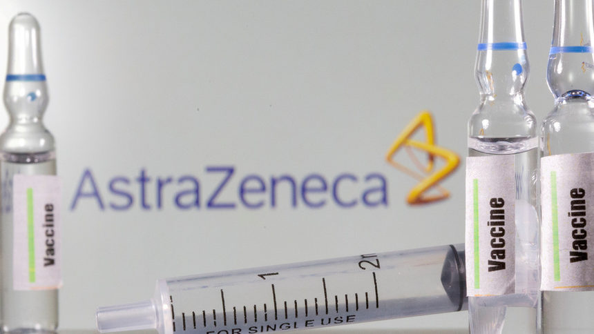 AstraZeneca още намалява вече намалените доставки на ваксината си за ЕС