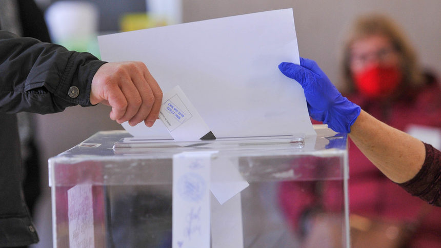 ГЕРБ обвини БСП за сложните изборни протоколи и заговори за конституционна криза след вота